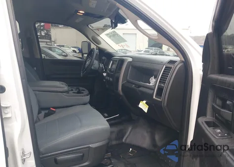 2018 Ram 2500 Tradesman 4X4 6'4 Box from USA, damaged, VIN 3C6UR5CL6JG348013